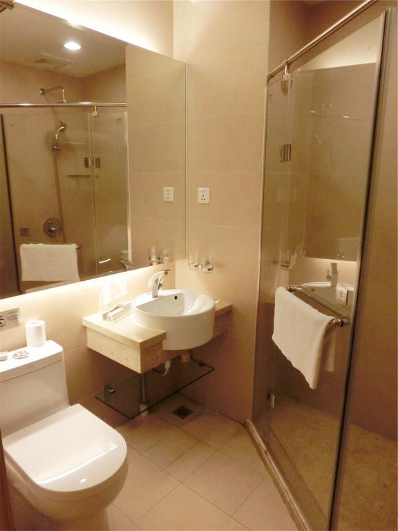 Guangzhou Bauhinia Hotel الغرفة الصورة